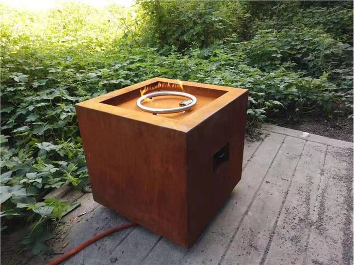 户外毒气罐