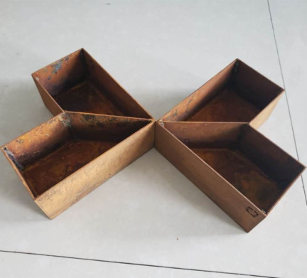 优雅的高品质的金属花盆