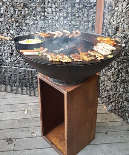 家庭和花园野餐烧烤木炭烧烤