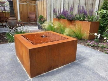 Corten Steel水功能出售