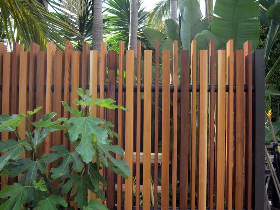 Natural Style Fence Panels in Imitation Wood Colors